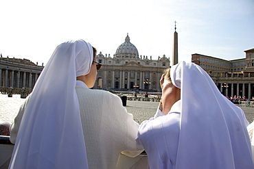 Italy the funeral of pope john paul ii at the vatican in rome, 8th april 2005. Catholic nuns paying their respects