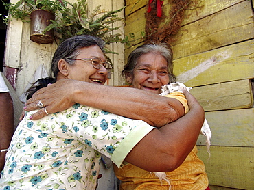 Honduras women embracing, tegucigalpa