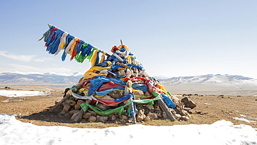 An ovoo, traditional place of worship in the middle of the Mongolian countrtyside, Mongolia, Central Asia, Asia