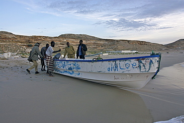 Eyl is a town in somalias puntland state. The prominent clan in eyl district are yonis idiris, a sub-clan of isse mahamud, which in turn is a sub-clan of majeerteen. Eyl is near the hafun peninsula, the location of most of somalias casualties from the 2004 indian ocean tsunami., the tsunami resulted in the death of some 300 people and extensive destruction of shelters, houses and water sources as well as fishing gear. The livelihoods of many people residing in towns and small villages along the somali indian ocean coastline, particularly in the northern regions, were devastated / view of the landscape around eyl