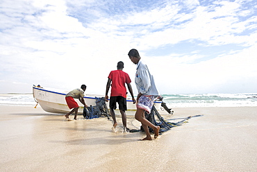 Hardest hit was a 650 kilometers stretch of the somali coastline between garacad (mudung region) and xaafuun (bari region), which forms part of the puntland province near the horn of africa. The tsunami resulted in the death of some 300 people and extensive destruction of shelters, houses and water sources as well as fishing gear. The livelihoods of many people residing in towns and small villages along the somali indian ocean coastline, particularly in the northern regions, were devastated