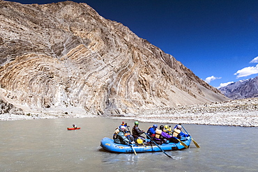 Zanskar River Trip leaving Kharsha, Ladakh, India, Himalayas, Asia