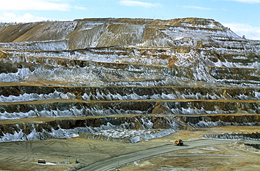 Mongolian-russian mining venture on outskirts of erdenet city, population of 80,000 dictates work as well as life in soviet -style city. 5,200 employees work at this site excavating up to 25.2 million tons of iron year