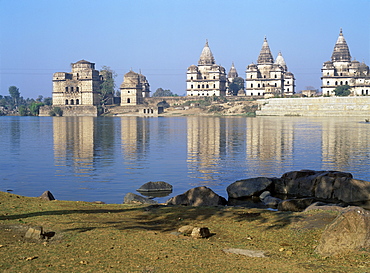 Royal chattris (tombs) and the River Betwa in the early morning Orcha, Madhya Pradesh state, India, Asia