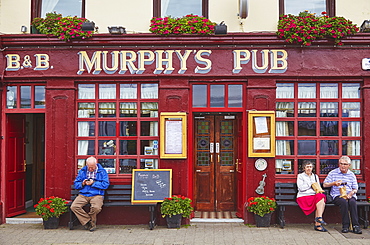 A pub front, Dingle town, County Kerry, Munster, Republic of Ireland, Europe