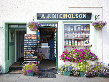 Traditional ice cream shop, Pittenweem, Fife, Scotland, United Kingdom, Europe