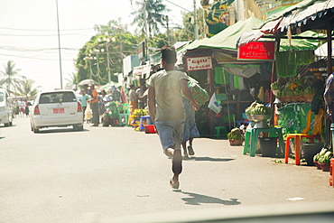 Street scene, Yangon (Rangoon), Myanmar (Burma), Asia