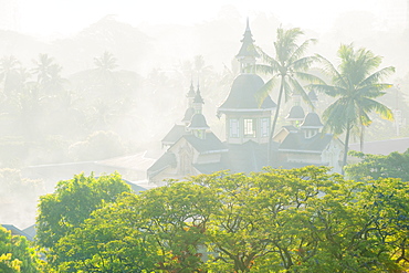 Shwedagon Pagoda, the most sacred Buddhist pagoda in Myanmar, Yangon (rangoon), Myanmar (Burma), Asia