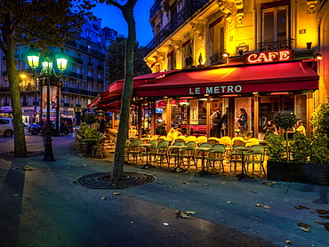 Parisian cafe, Paris, France, Europe