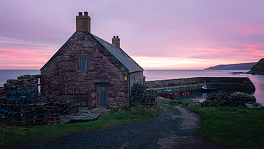 Cove Harbour at Sunrise, Scottish Borders, Scotland, United Kingdom, Europe