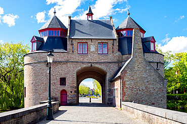 Ezelpoort (Donkey's gate), Bruges, West Flanders province, Flemish region, Belgium, Europe