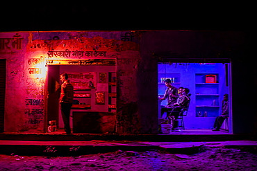 Barber shop at night, Pushkar Camel Fair, Pushkar, Rajasthan, India, Asia