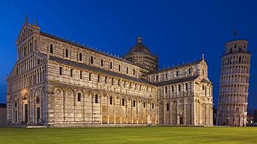 The Leaning Tower and Cathedral (Duomo) lit at night at the Campo dei Miracoli, UNESCO World Heritage Site, Pisa, Tuscany, Italy, Europe