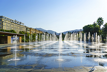 Promenade du Paillon, Nice, Alpes-Maritimes, Cote d'Azur, Provence, French Riviera, France, Mediterranean, Europe