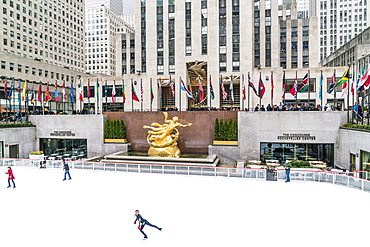 The winter ice skating rink in Rockefeller Plaza, New York City, United States of America, North America