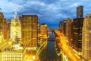 Towers along the Chicago River towards Lake Michigan, Chicago, Illinois, United States of America, North America