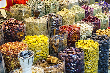 Spices for sale in the Spice Souk, Al Ras, Deira, Dubai, United Arab Emirates, Middle East