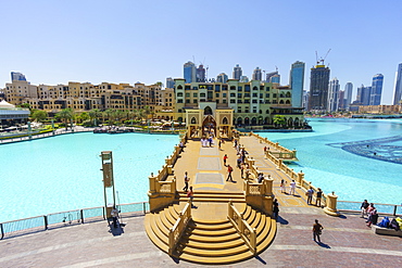 Souk Al Bahar Bridge and Burj Khalifa Lake, Dubai, United Arab Emirates, Middle East