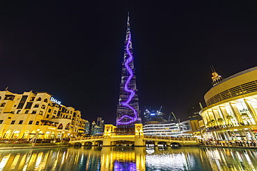 Burj Khalifa Light Show, Dubai Mall and Burj Khalifa Lake, Dubai, United Arab Emirates, Middle East