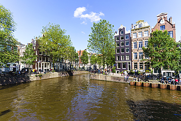 Old gabled buildings on Brouwersgracht, Amsterdam, North Holland, The Netherlands, Europe