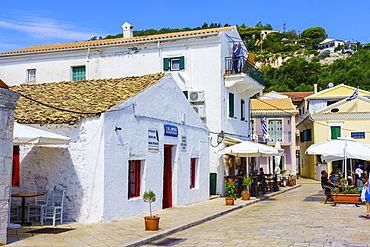 The pretty town of Gaios, the main port and harbour on the island, Paxos, Ionian Islands, Greek Islands, Greece, Europe