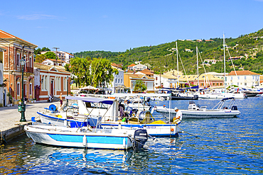 The pretty town of Gaios, the main port and harbour on the island, Paxos, Ionian Islands, Greek Islands, Greece, Europe