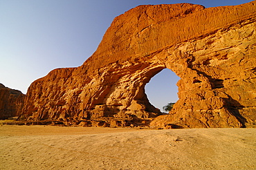 The Eye of Tokou Arch, Ennedi, Chad