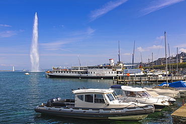 Jet d'Eau fountain and harbour, Geneva, Switzerland, Europe