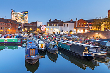 Gas Street Basin, Canal Old Line, Birmingham, England, United Kingdom, Europe