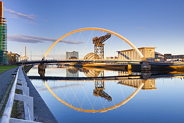 The Clyde Arc Bridge (Squinty Bridge), Glasgow, Scotland, United Kingdom, Europe