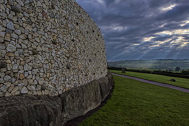 Newgrange, UNESCO World Heritage Site, County Meath, Leinster, Republic of Ireland, Europe