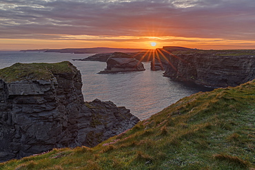 Sunrise, Kilkee Cliffs, County Clare, Munster, Republic of Ireland, Europe