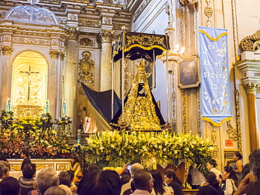 Crowds gather to honor the image of Oaxaca's patron, Fiesta de la Virgen de la Soledad, Basilica of Our Lady of Solitude, Oaxaca, Mexico, North America