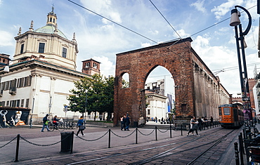 The Basilica of San Lorenzo Maggiore, an important place of Catholic worship, Milan, Lombardy, Italy, Europe