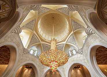 Sheikh Zayed bin Sultan Al Nahyan Grand Mosque, interior, Abu Dhabi, United Arab Emirates, Middle East