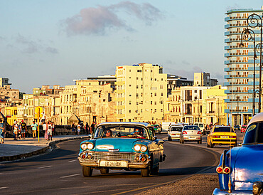 El Malecon at sunset, Havana, La Habana Province, Cuba, West Indies, Caribbean, Central America