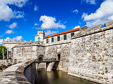 Castillo de la Real Fuerza (Castle of the Royal Force), La Habana Vieja, UNESCO World Heritage Site, Havana, La Habana Province, Cuba, West Indies, Caribbean, Central America