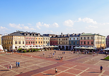 Colourful houses on the Market Square, Old Town, UNESCO World Heritage Site, Zamosc, Lublin Voivodeship, Poland, Europe