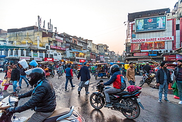 Chandni Chowk street market, Old Delhi, India, Asia