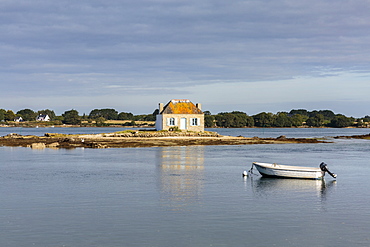 Boat in front of Saint-Cado isle, Quiberon, Morbihan, Brittany, France, Europe