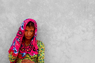 Woman in sari of Phewa Laka, Pokhara, Nepal, Asia