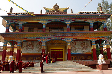 Tibetan monks and the Tibetan Buddhist temple of Bodh Gaya, Bihar, India, Asia