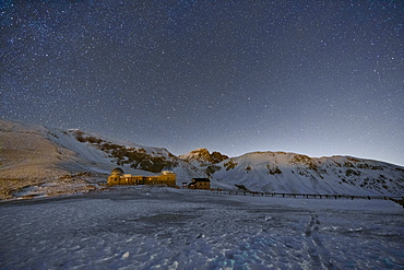 Gran Sasso and Monti della Laga Park, Campo Imperatore by night in winter, Abruzzo, Italy, Europe