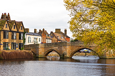 River Great Ouse at St. Leger Chapel Bridge, St. Ives, Cambridgeshire, England, United Kingdom, Europe