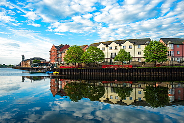 The Quay (Quayside) in Exeter in early morning, Exeter, Devon, England, United Kingdom, Europe