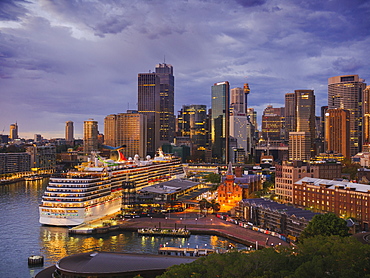 Sydney downtown skyline at dawn, Sydney, New South Wales, Australia, Pacific