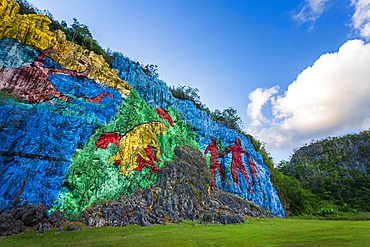 Mural de la Prehistoria, Vinales, UNESCO World Heritage Site, Pinar del Rio Province, Cuba, West Indies, Caribbean, Central America