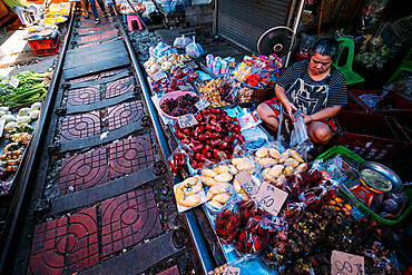 Maeklong Railway Market, Bangkok, Thailand, Southeast Asia, Asia