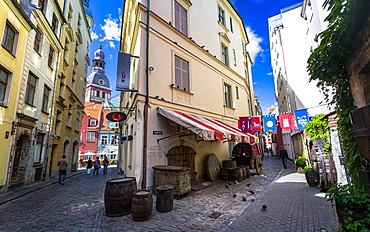 Dome Cathedral and Medieval street, Old Riga, Latvia, Baltic States, Europe