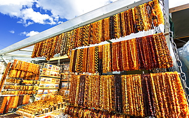 Traditional Latvian amber souvenirs, Old Town, UNESCO World Heritage Site, Riga, Latvia, Baltic States, Europe